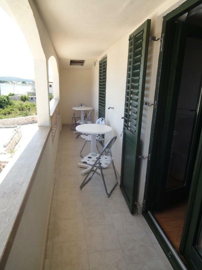 Apartments Villa Ana Drvenik Mali Exterior foto